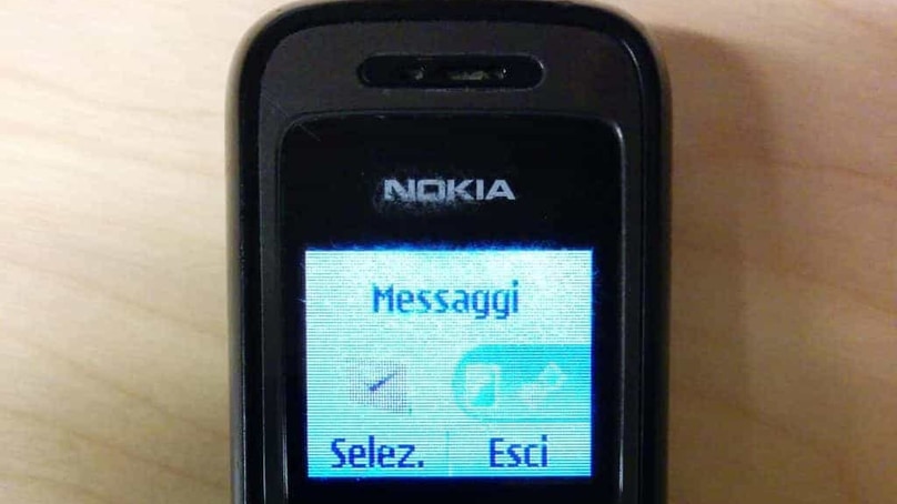 11 buoni motivi per rispolverare un vecchio telefono 11 buoni motivi per rispolverare un vecchio telefono