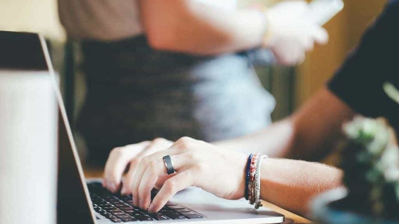 Isolamento da telelavoro, tre strategie per combatterlo Isolamento da telelavoro, tre strategie per combatterlo