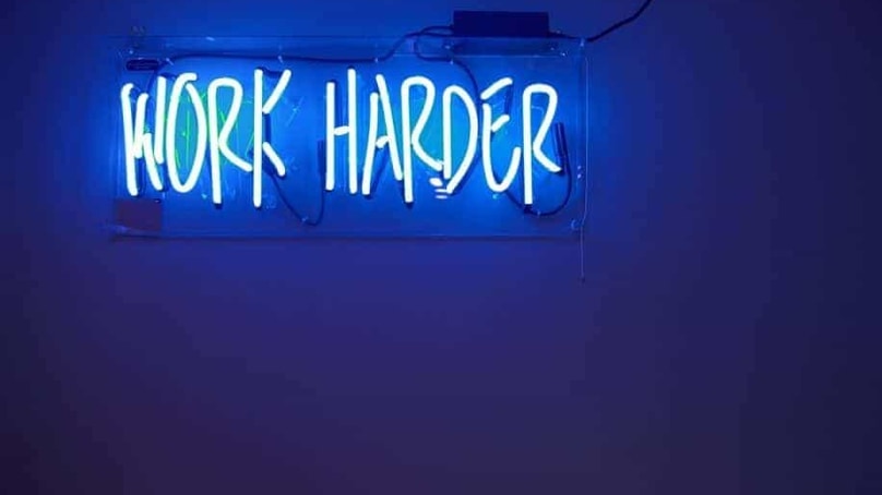 Il feedback negativo migliora la performance, ma solo se è costruttivo Il feedback negativo migliora la performance, ma solo se è costruttivo
