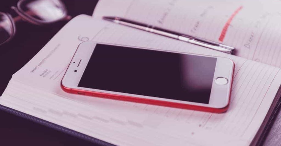 Aumentano i cellulari, scompaiono le linee fisse: quale futuro per la reperibilità aziendale?
