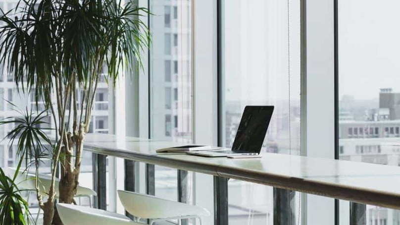 Troppo caldo in ufficio? 6 consigli per combattere l’afa Troppo caldo in ufficio? 6 consigli per combattere l’afa