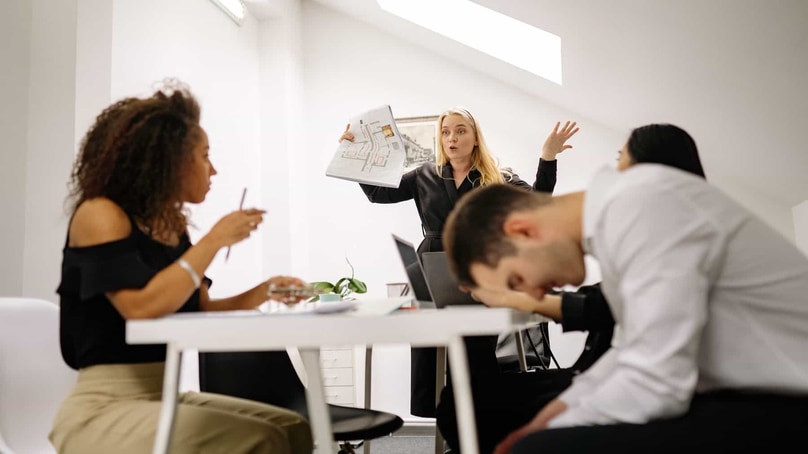 Gestire i conflitti personali sul lavoro Gestire i conflitti personali sul lavoro